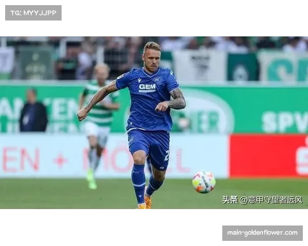 埃格洛夫世界波发威 卡尔斯鲁厄暂时领先菲尔特